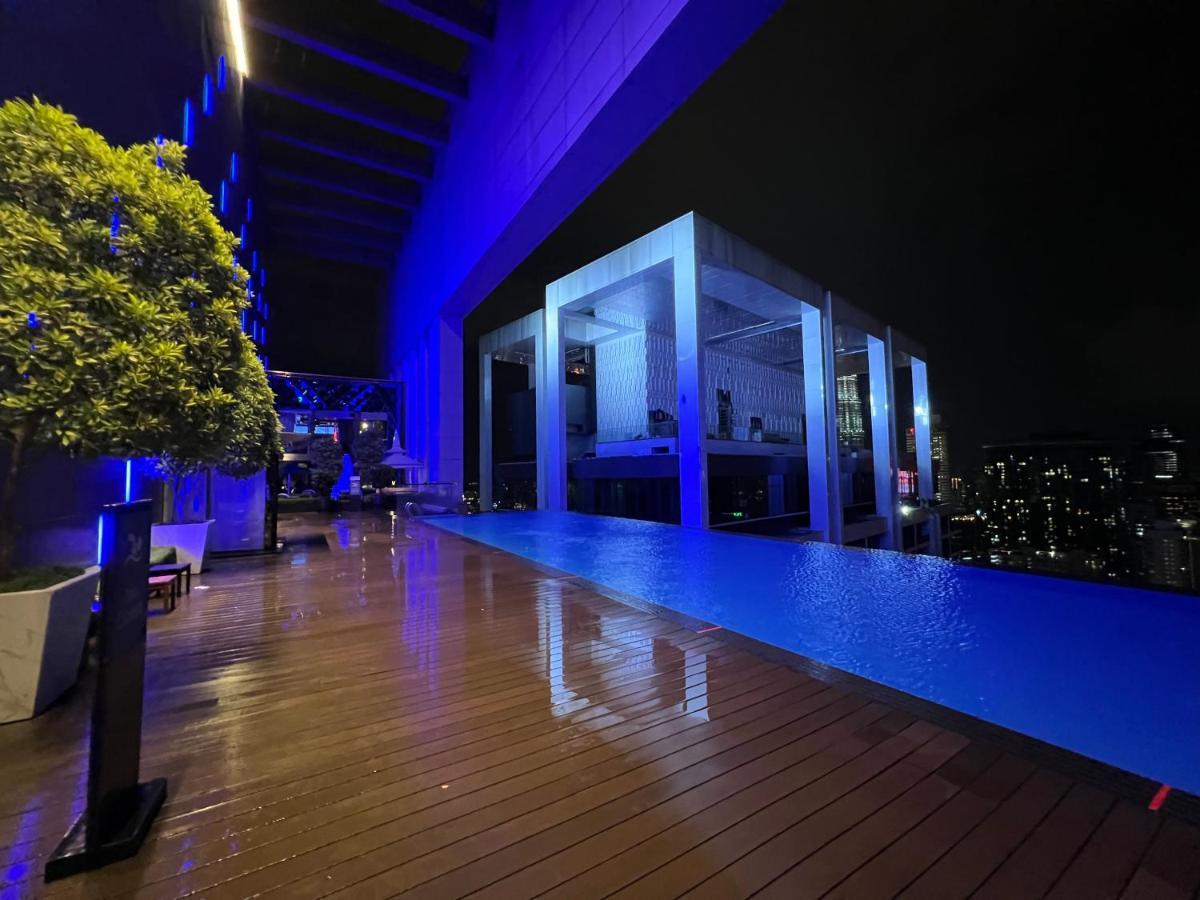 Amazing Pool By Platinum Suites Klcc Куала Лумпур Екстериор снимка