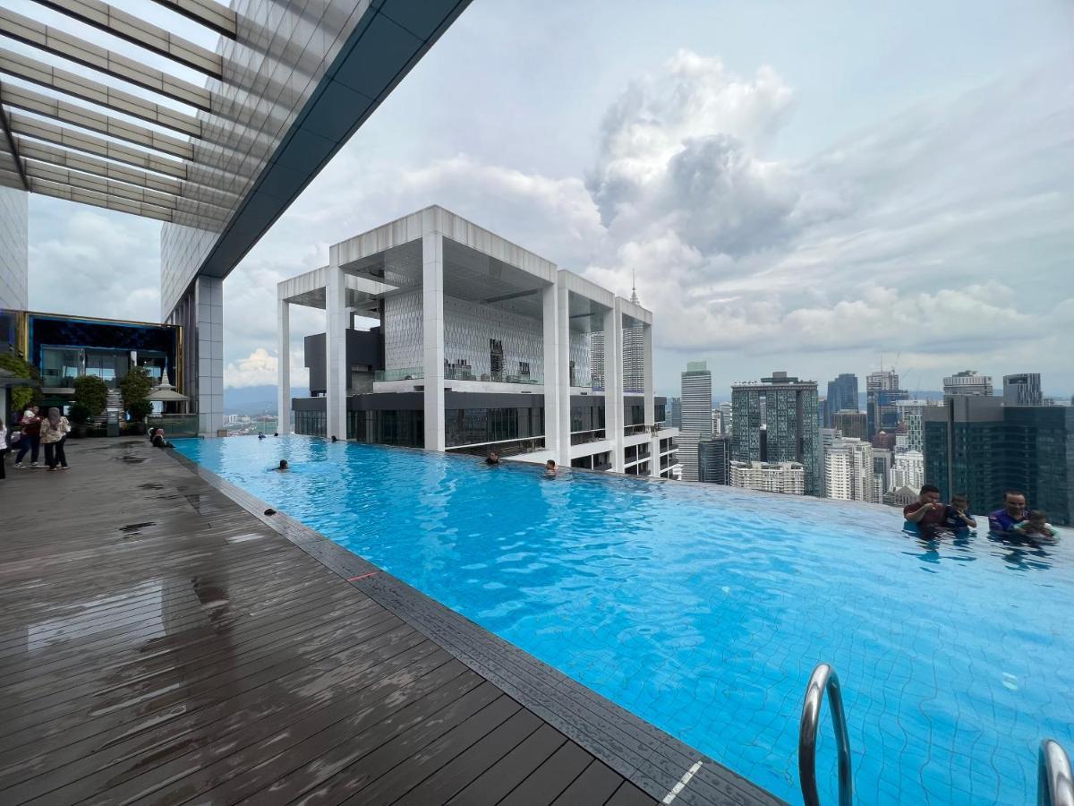 Amazing Pool By Platinum Suites Klcc Куала Лумпур Екстериор снимка