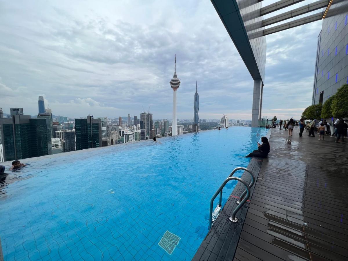 Amazing Pool By Platinum Suites Klcc Куала Лумпур Екстериор снимка