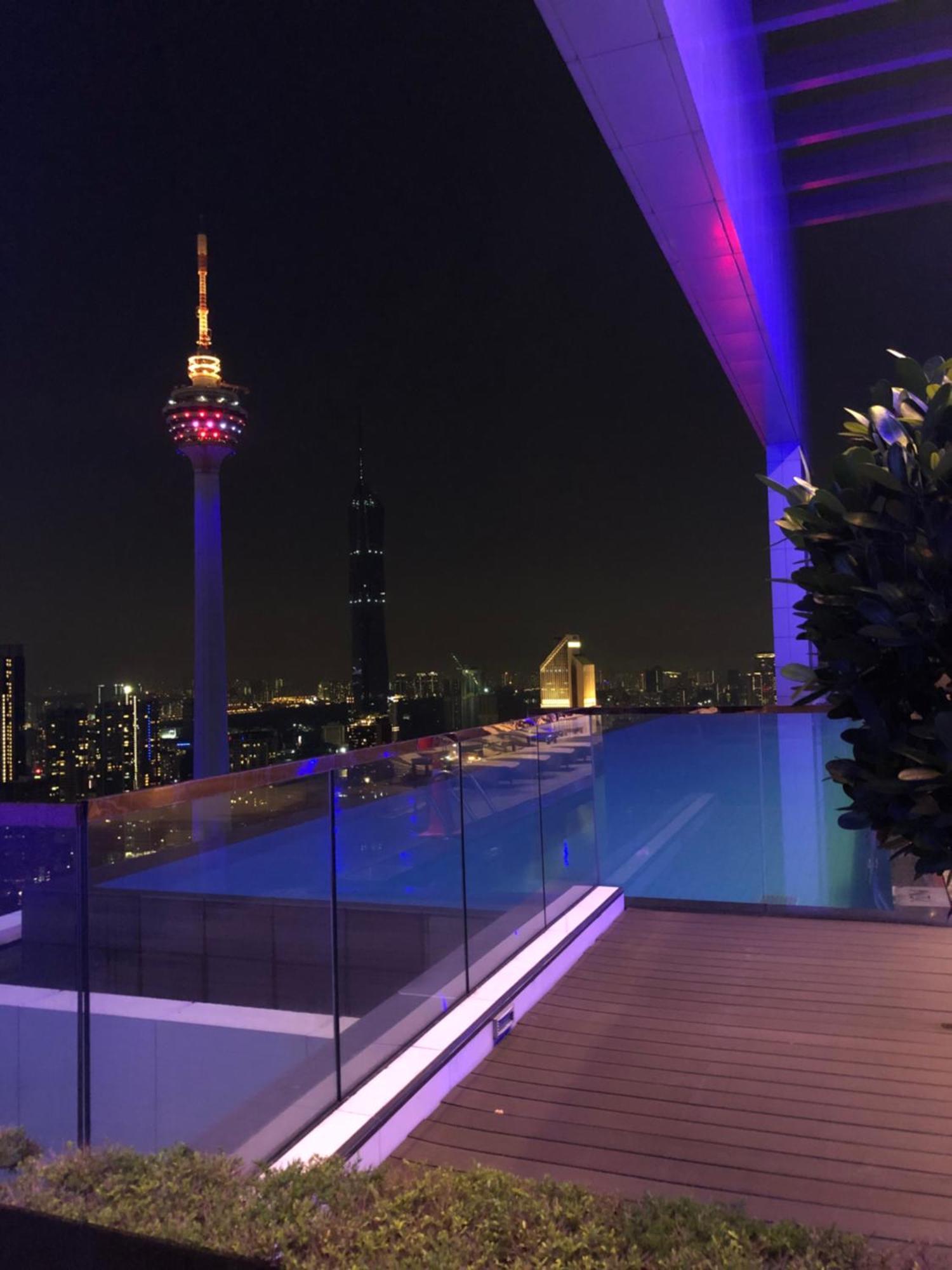 Amazing Pool By Platinum Suites Klcc Куала Лумпур Екстериор снимка